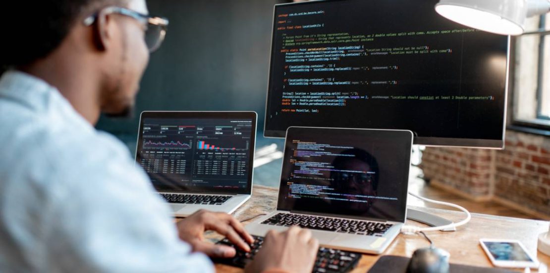 Creer-une-societe-IT-au-Maroc-en-2025-Opportunites-pour-Entrepreneurs-et-Freelances-Franco-Marocains